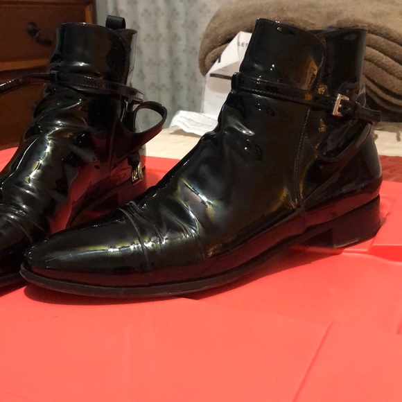 Prada boots - Picture 2 of 5